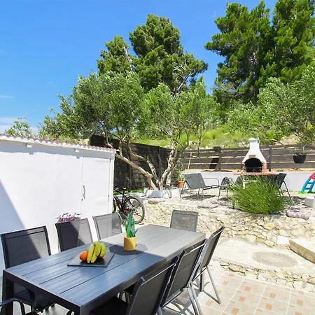 Appartement Amazing In With Outdoor Swimming Pool, Wifi And 3 Bedrooms *